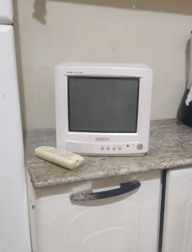 Tv Semp 10 polegadas