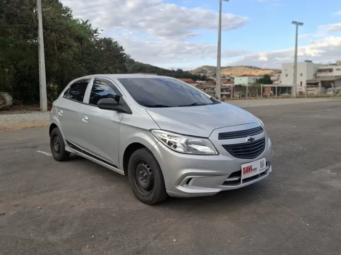 Chevrolet Onix 2017 1.0 mpfi joy 8v flex 4p manual
