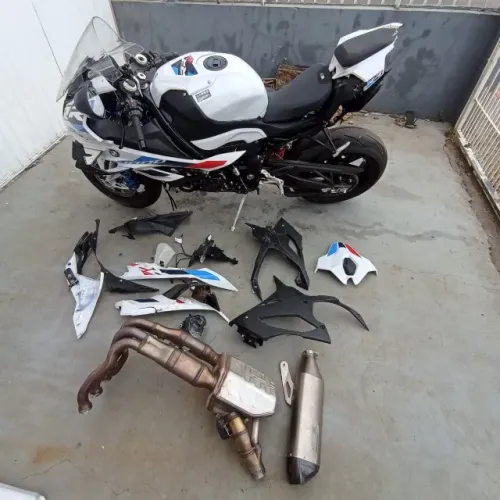 Sucata de moto para retirada de peças BMW S1000rr M 2024