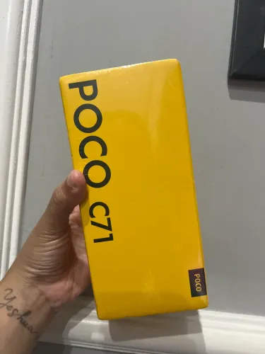 Celular poco C71 a venda. Novo e lacrado 