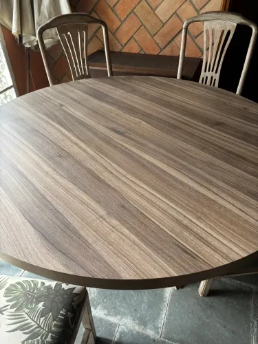 Mesa de Jantar Redonda em Madeira