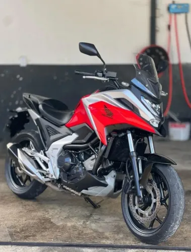 Honda NC 750X 2022