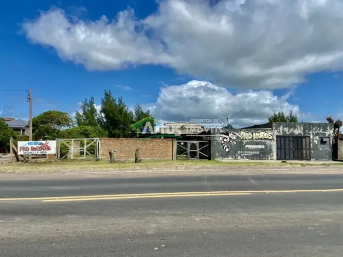 CASA PARA MORADIA E COMÉRCIO