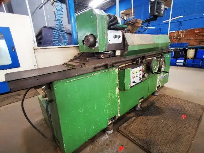 Retífica Cilíndrica Sulmecanica RUAP-1250E