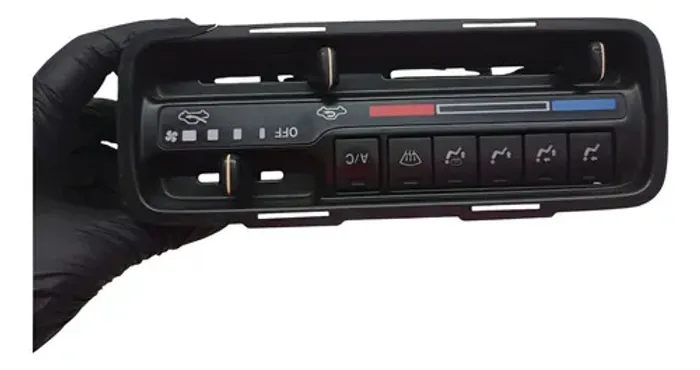 Comando Ar Condicionado Chevrolet Tracker 2000 2008 7455065d