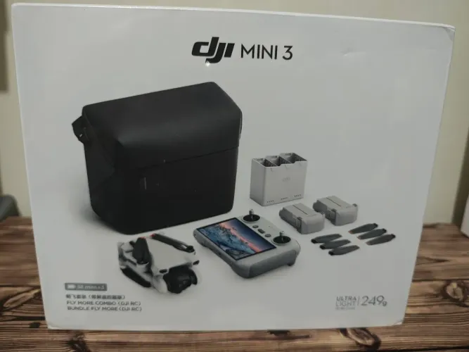 Drone DJI MINI 3 combo fly more RC (LACRADO) SUPER OFERTA IMPERDÍVEL 