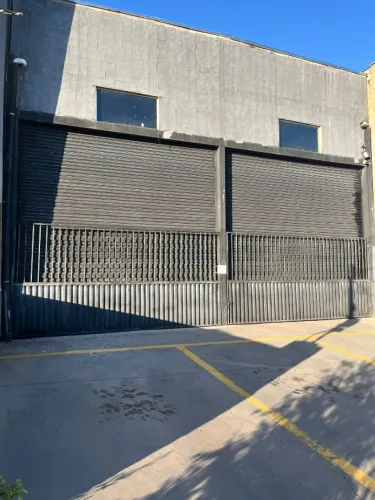 Galpão Comercial à Venda | Oportunidade de Investimento - Renda de até R$8 mil/mês