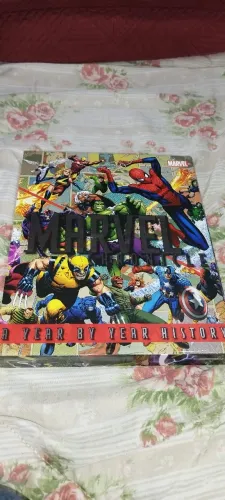 Livro Marvel Chronicle: A Year By Year History<br>Marvel Chronicle: A Year By Year History