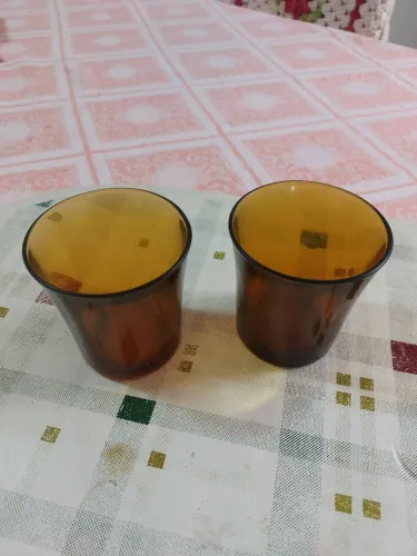 2 Copos Duralex Ambar pequeno