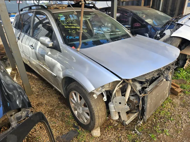 Sucata para venda de peças Renault megane grand tour 