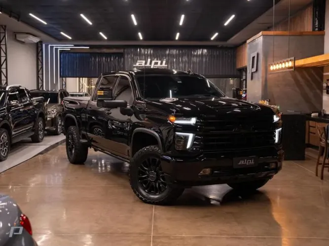 Chevrolet Silverado 2500 HighCountry HD V8 Diesel