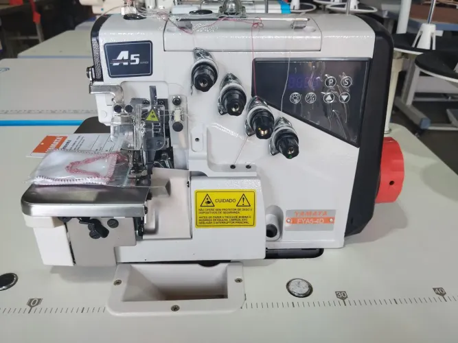 Máquina overloque industrial direct drive nova Yamata