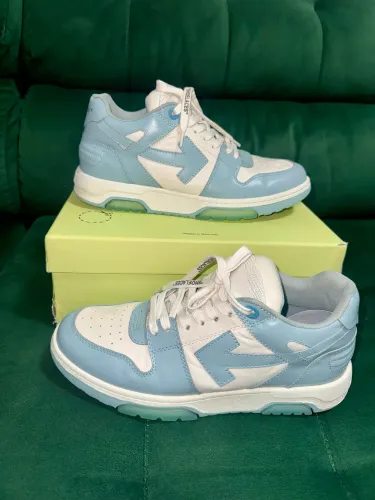 Tênis Off-White - OOO 43
