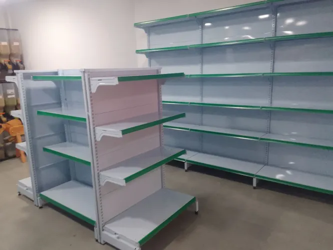 Gôndolas para comércio em geral