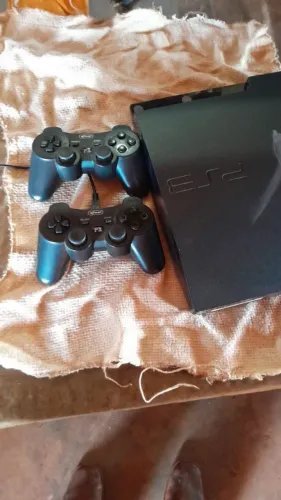 Vende-se PS3 desbloqueado