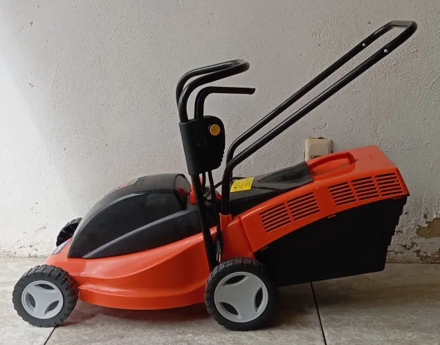 Cortador de grama Tramontina 1300w