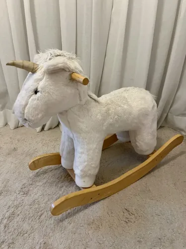 Balanço Infantil Unicórnio de Pelúcia