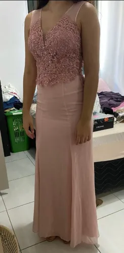 Vestido rosa de festa