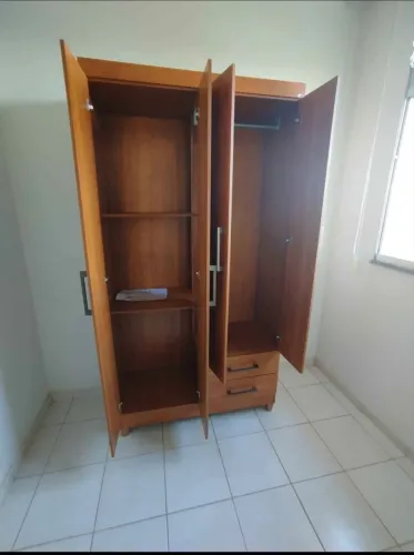 GUARDA ROUPA