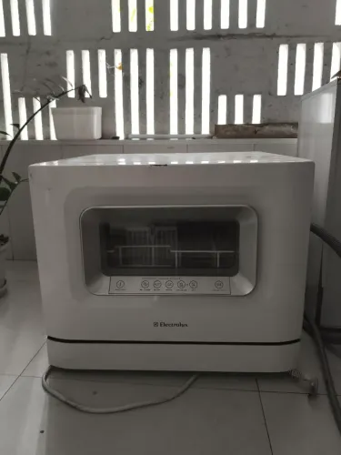 Máquina lava louças Electrolux