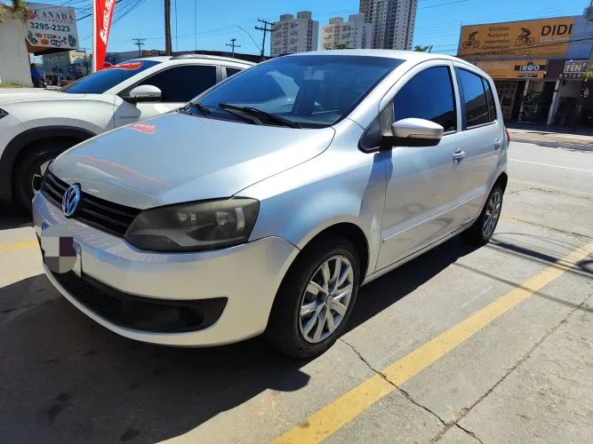 Volkswagen Fox 1.0 MI Total Flex 8V 5P 2011