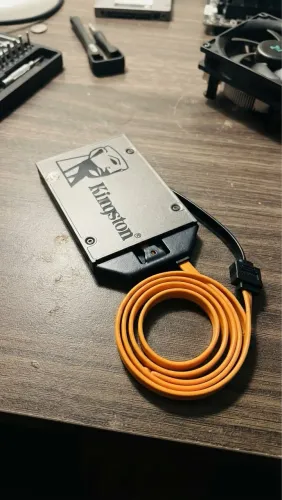 SSD Kingston 240GB / 250GB - Perfeito Estado e Funcionando 100%