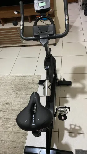 Bicicleta Spinning Winnek com Resistência Magnética e Roda de Inércia 13kg