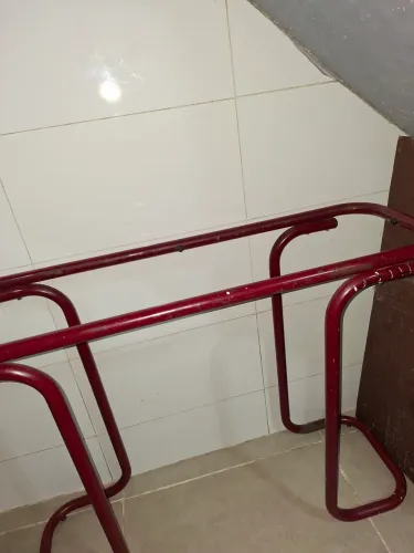 2 MESAS DE AÇO PARA DECORAÇÃO