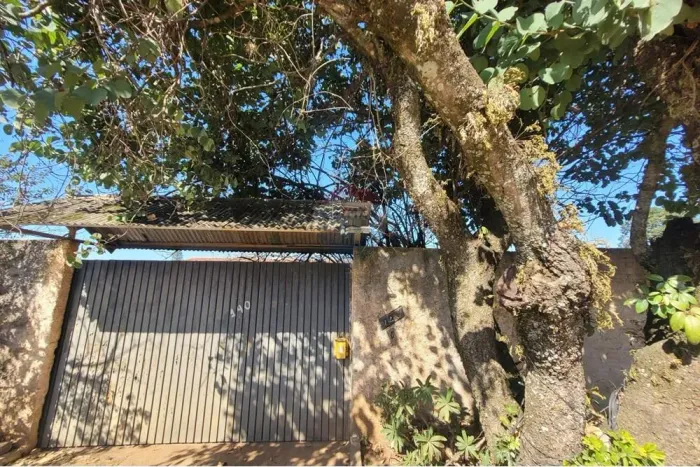 "Chácara dos Sonhos em Araçoiaba - Pronta para Morar"
