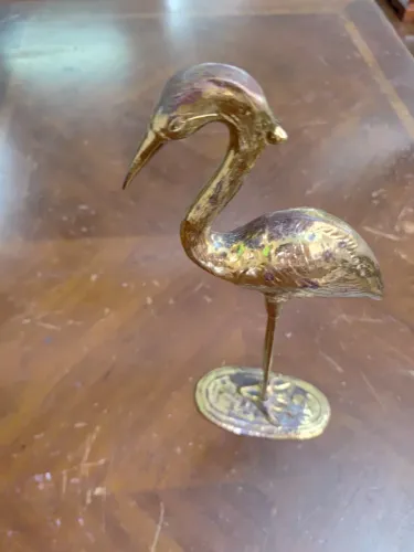 Escultura de Pássaro Decorativa Dourada de Ferro P-85