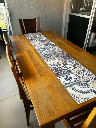 Mesa de Madeira com Desenhos portugueses Casa Barroco 