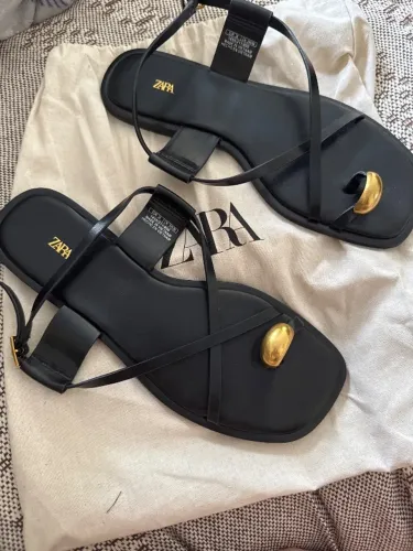 Rasteirinha Zara Nova