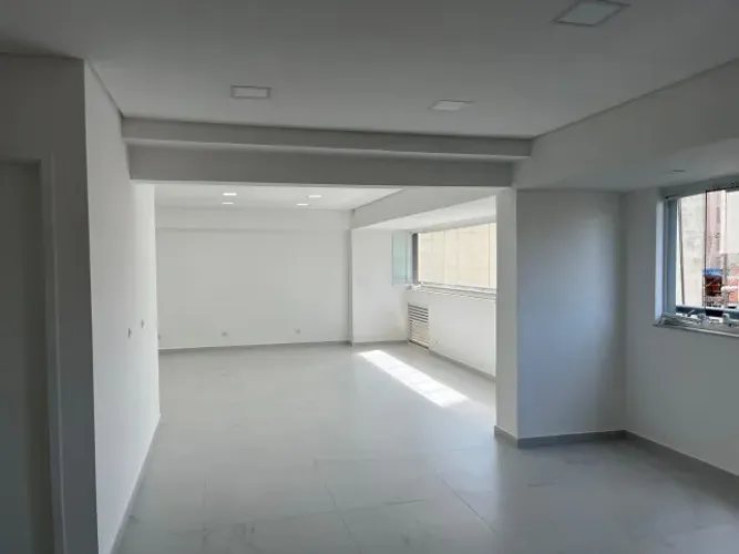 SALAS COMERCIAIS NOVAS E REFORMADAS - MID WORK | CENTRO DE CURITIBA