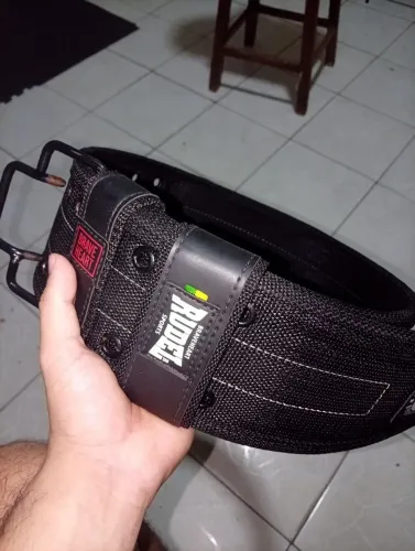 CINTO DE MUSCULAÇÃO / POWERLIFTING BRAVE HEART