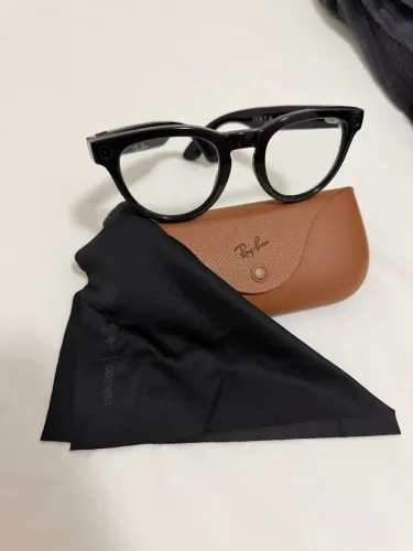 Ray-Ban Meta HEADLINER