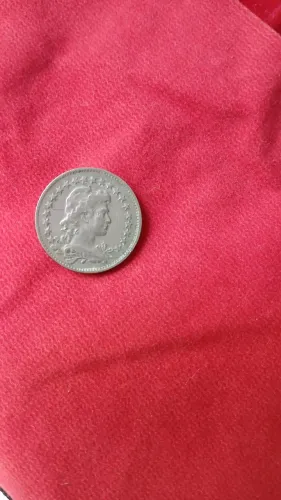 Bela moeda, 100 réis, ano 1930