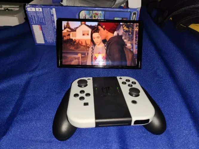 Nintendo switch oled (Comprado a 3 semanas)