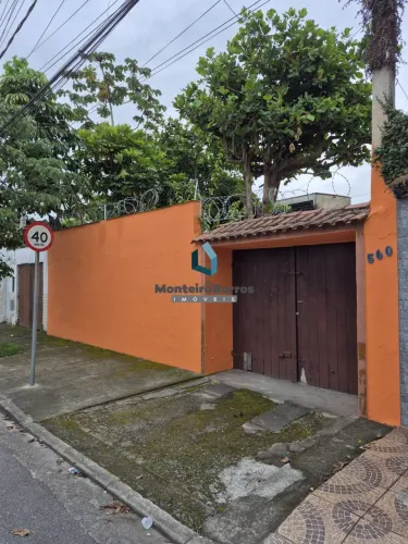 Casa Guarujá - Praia Enseada - até 12 pessoas Finas de Semana e Temporada