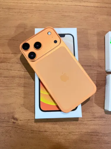 IPHONE XR SABOR 17 PRO 64gb