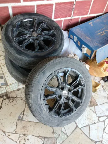 Vendo rodas de liga leve Aro 15 completa