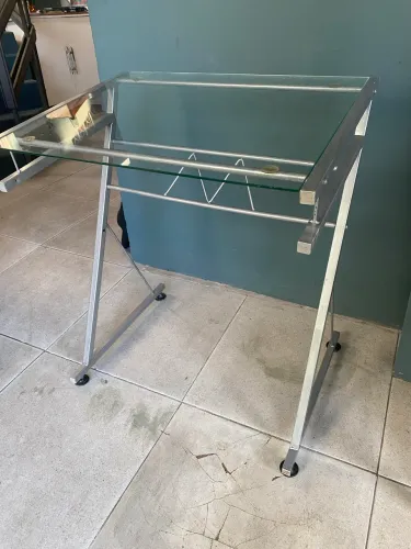 Mesa de Escritório de Vidro