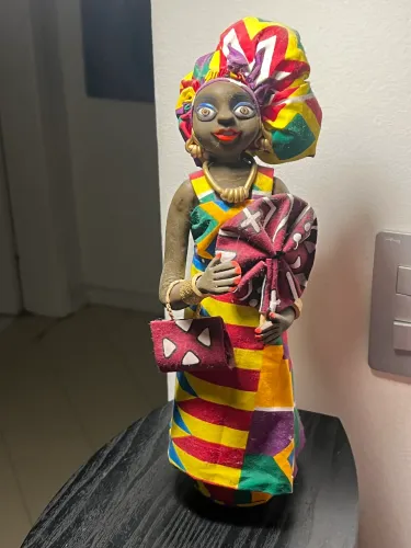 Boneca de cerâmica baiana