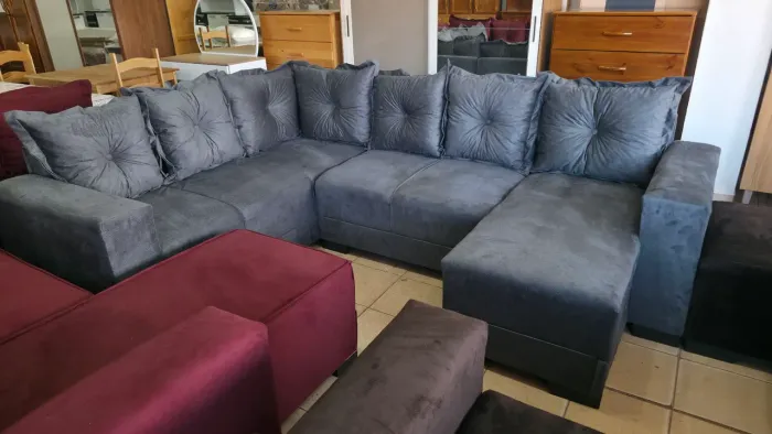 Sofa de canto com chaise novo