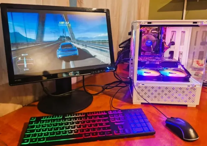 Pc Gamer Intel i5 4440 3.3 Ghz 4/4 16 GbRam DDR3 + SSD 240GB + Placa de Vídeo RX 550 4GB G