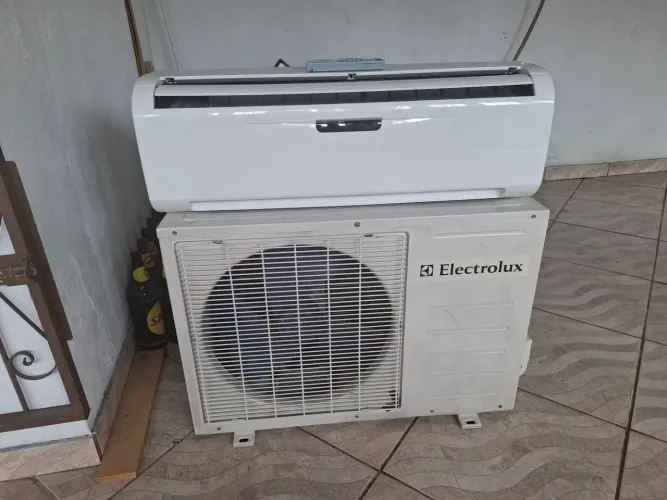 Vendo ar condicionado Electrolux