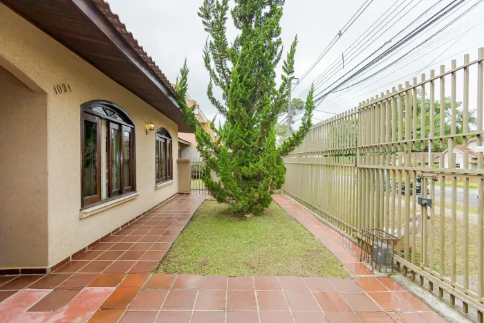 Casa | Aluguel | Mercês