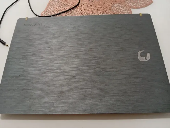 Vendo notebook semi novo , completamente nunca usado
