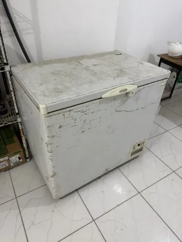 Freezer horizontal Fricon dupla acao
