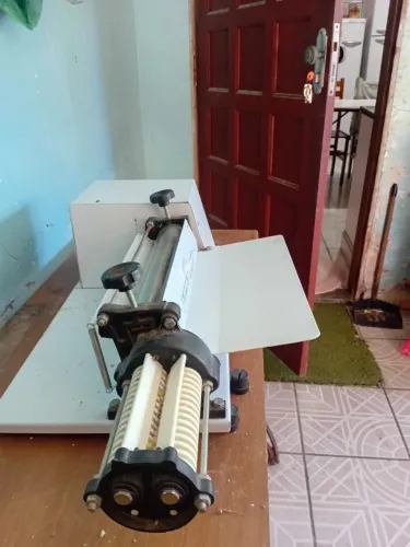 Cilindro pão e massa 