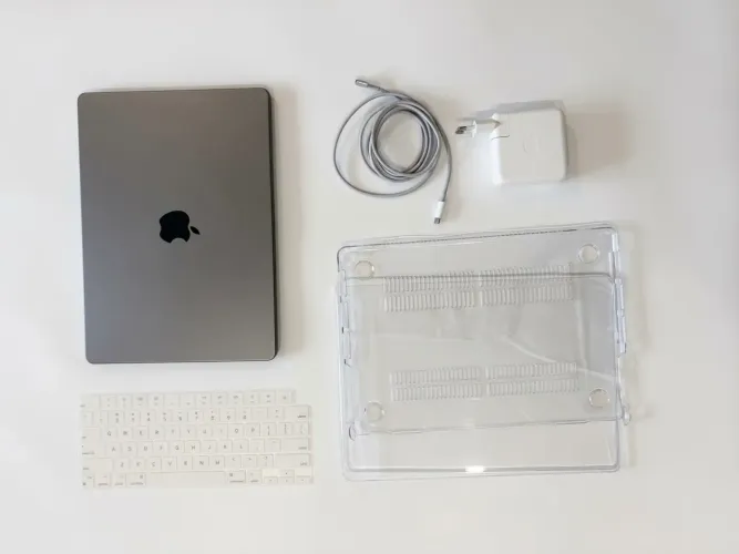 MacBook Pro 14" 2021 M1 Pro 16GB RAM 1TB SSD - Impecável RJ